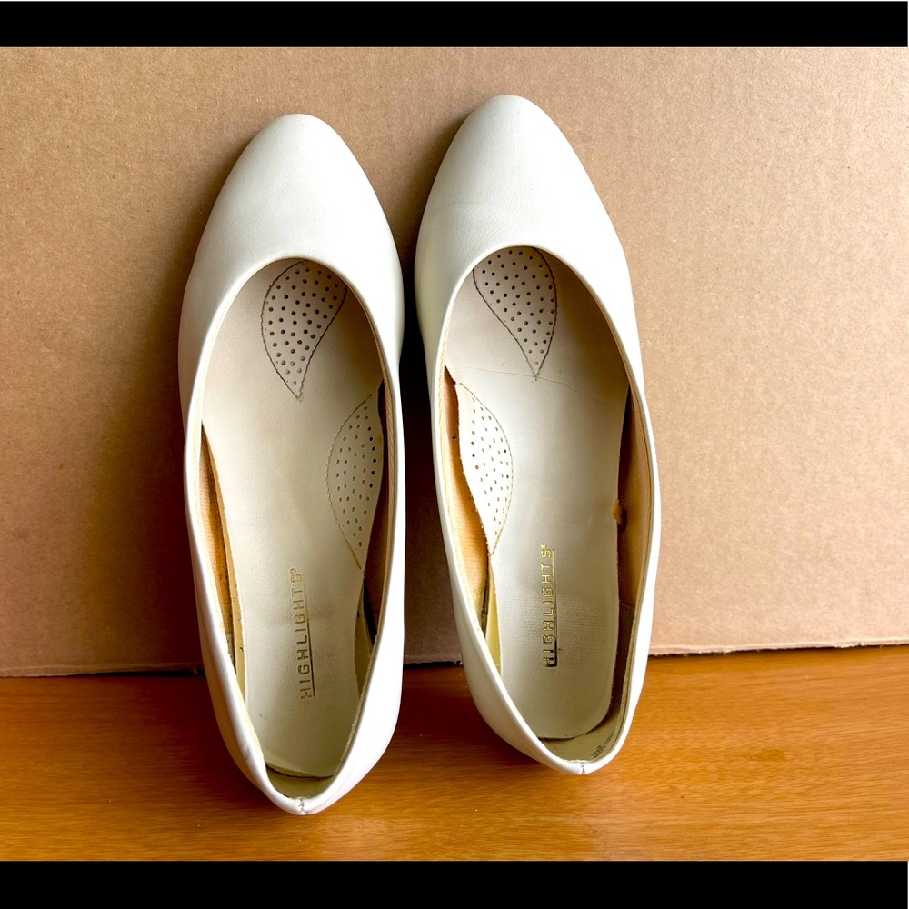 Kitten heels